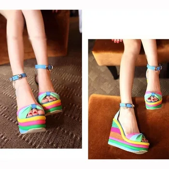 Vasaros sandalai moterims moteriški Ponios Pleištai Aukštos Spalvotų Kratinys Sandalai Peep Toe Romos Bateliai, basutės aukštakulniai